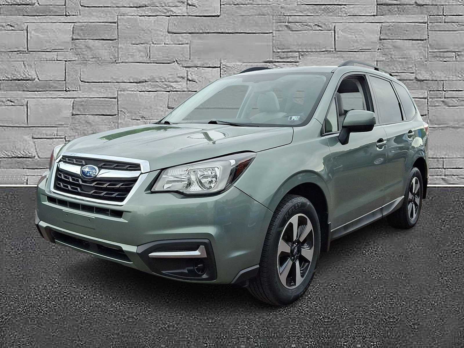 Used 2018 Subaru Forester 2.5i Premium w/ Protection Package #1 AWD/4WD image 4