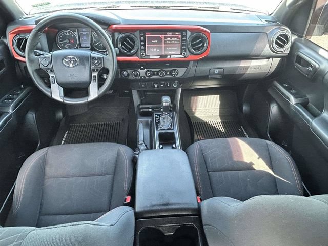Used 2020 Toyota Tacoma TRD Off-Road AWD/4WD image 14