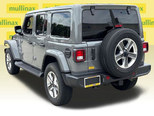 Used 2021 Jeep Wrangler Unlimited Sahara AWD/4WD image 9