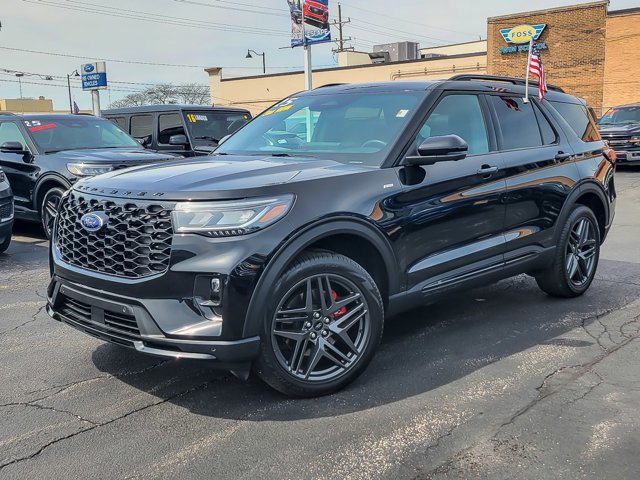 Certified 2025 Ford Explorer ST-Line w/ Premium Package image 1