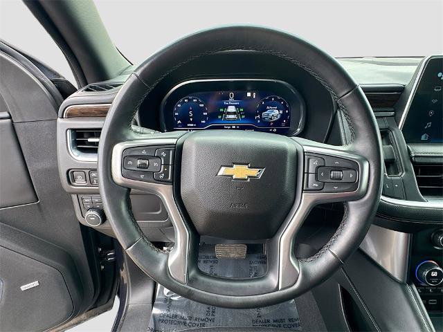Used 2023 Chevrolet Suburban Premier image 10
