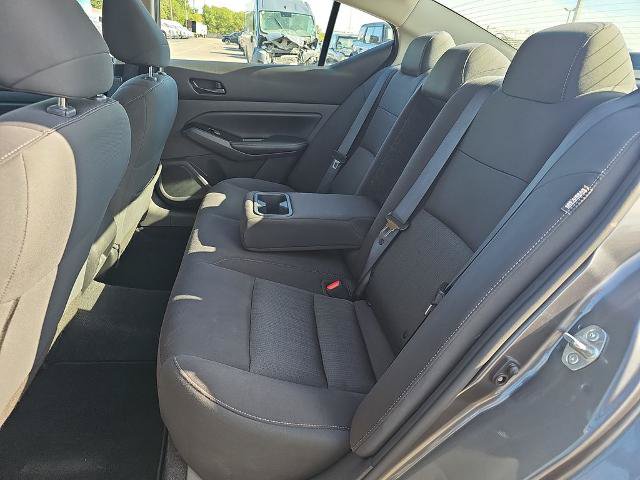 Used 2023 Nissan Altima 2.5 SV FWD image 13
