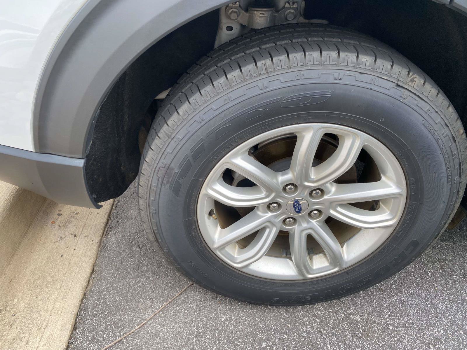 Certified 2021 Ford Explorer 4WD image 9