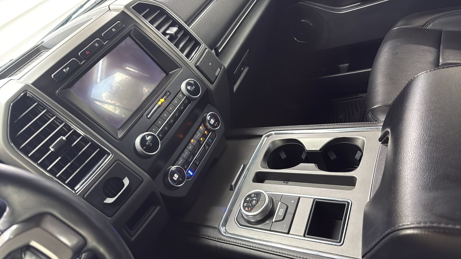 Certified 2021 Ford Expedition XLT RWD image 21