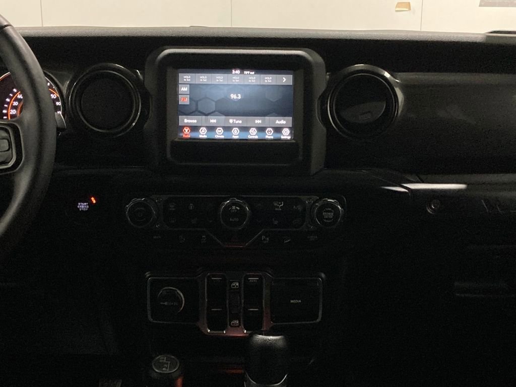 Used 2019 Jeep Wrangler Unlimited Sport image 21