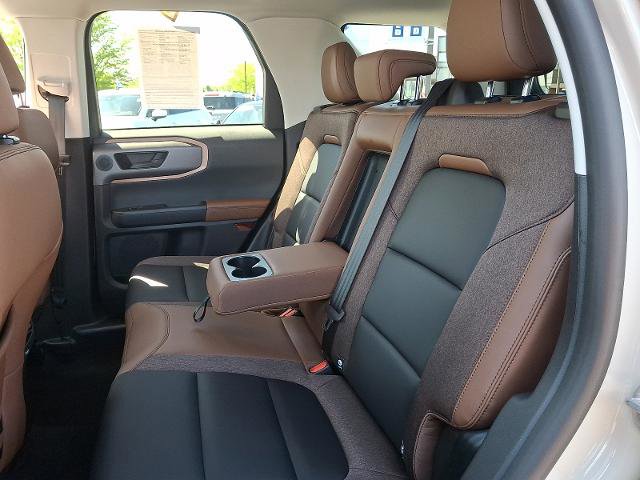 Certified 2025 Ford Bronco Sport Outer Banks w/ Outer Banks Tech Package+ AWD/4WD image 10