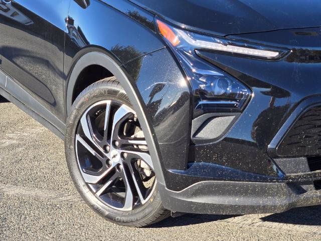 Used 2023 Chevrolet Bolt LT w/ Infotainment Package FWD image 11