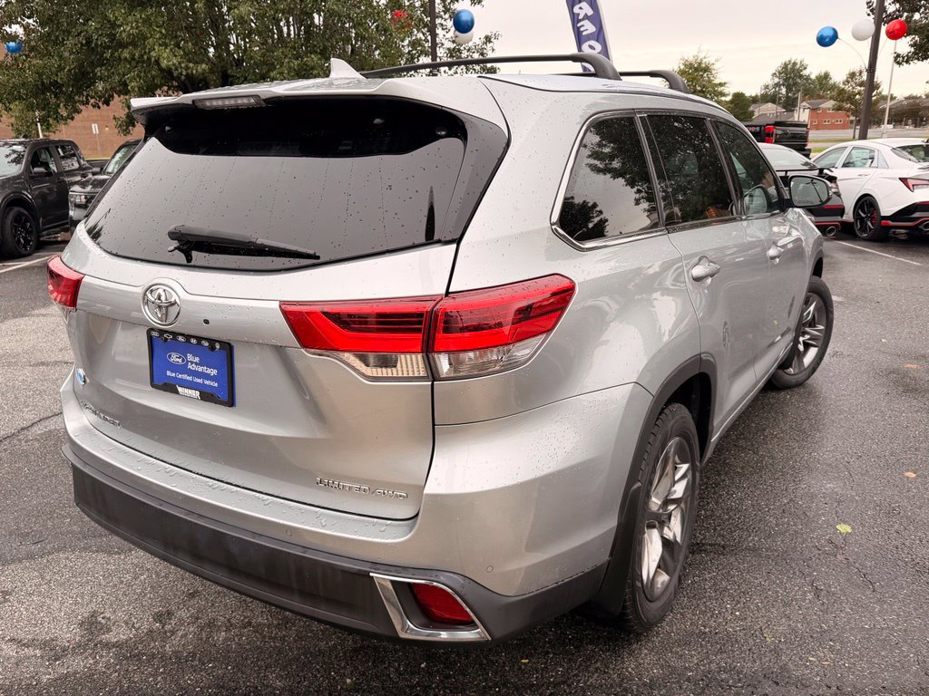 Used 2019 Toyota Highlander Limited Platinum AWD/4WD image 5