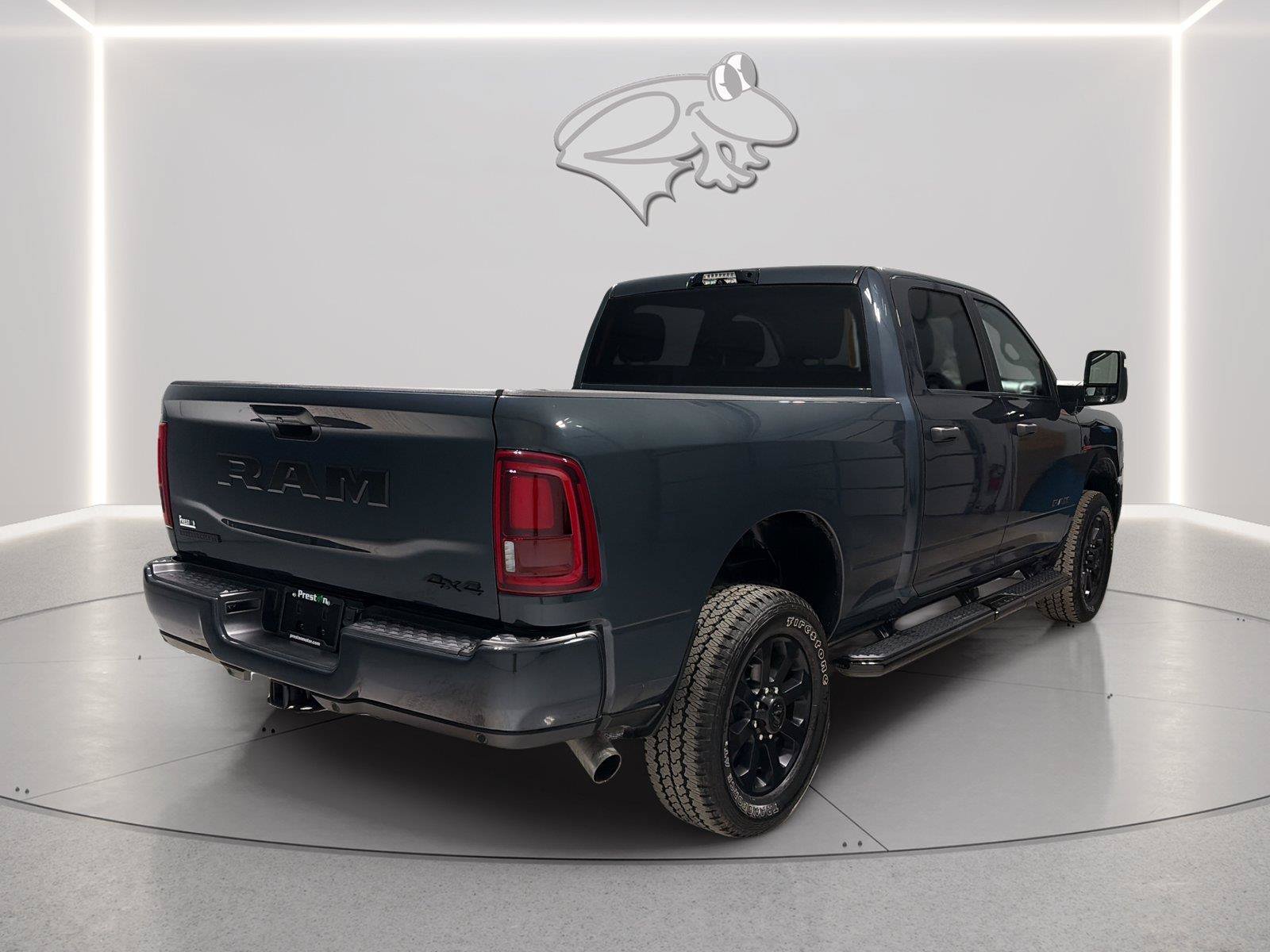 Used 2025 RAM 2500 Big Horn AWD/4WD image 5