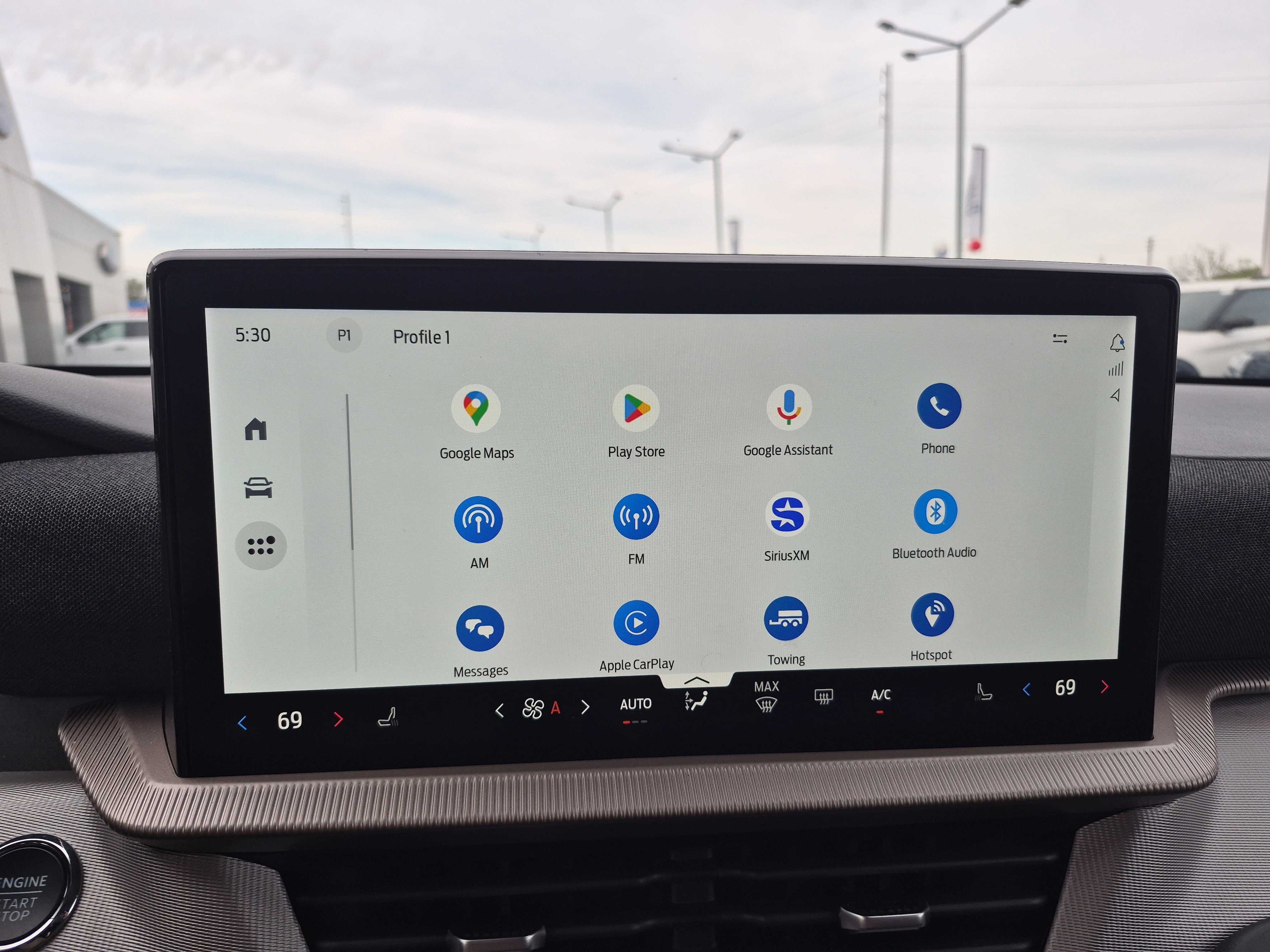 Certified 2025 Ford Explorer Active image 33