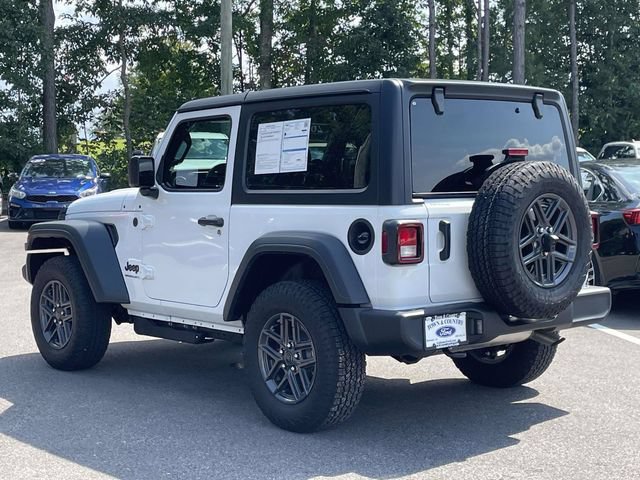 Used 2026 Jeep Wrangler Sport AWD/4WD image 25