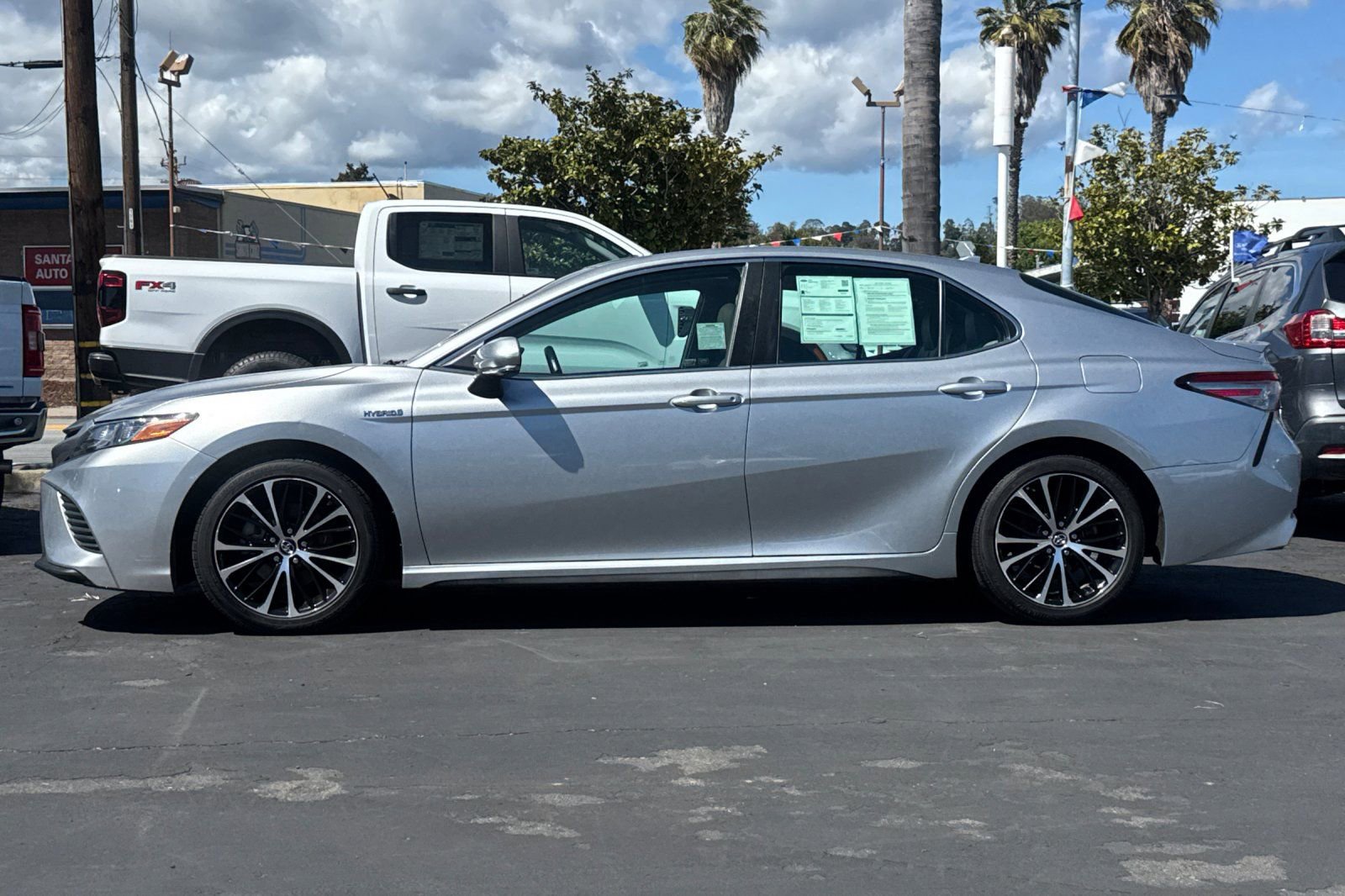 Used 2018 Toyota Camry SE w/ Audio Package FWD image 29