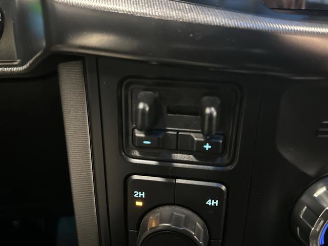 Certified 2022 Ford F150 Platinum w/ Equipment Group 701A High image 29