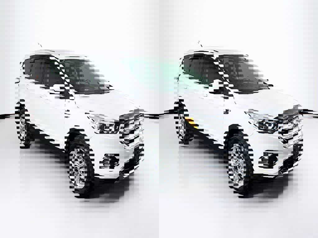 Certified 2017 Ford Escape SE image 23