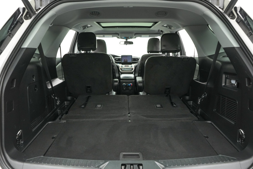 Certified 2023 Ford Explorer XLT w/ Equipment Group 202A AWD/4WD image 22