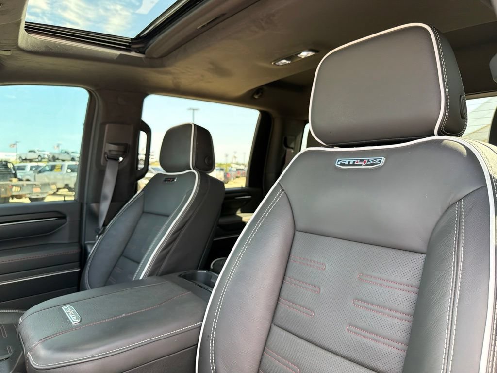 Used 2026 GMC Sierra 2500 AT4X w/ LPO, Black Badging Package AWD/4WD image 42