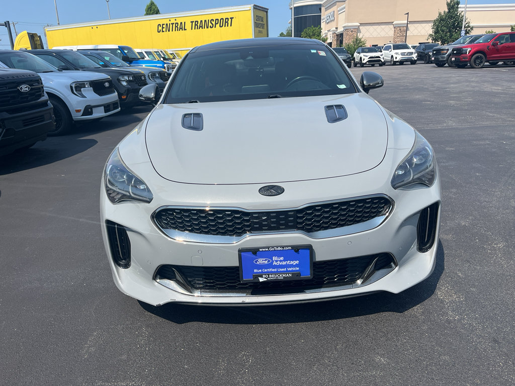 Used 2018 Kia Stinger GT2 AWD/4WD image 3