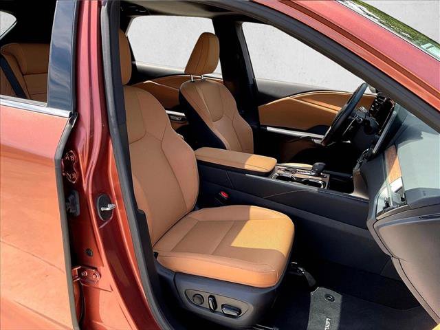 Used 2024 Lexus RX 350 Premium w/ Cold Area Package FWD image 9