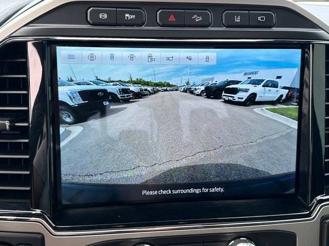 Certified 2022 Ford F350 Lariat w/ Black Appearance Package AWD/4WD image 26