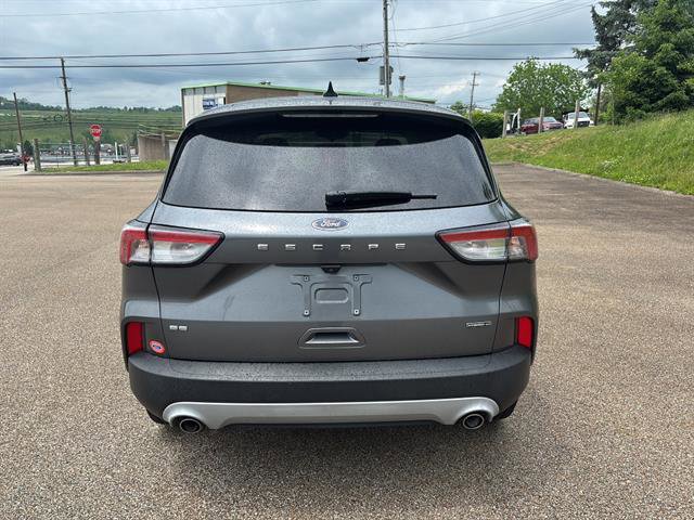 Certified 2022 Ford Escape SE AWD/4WD image 3