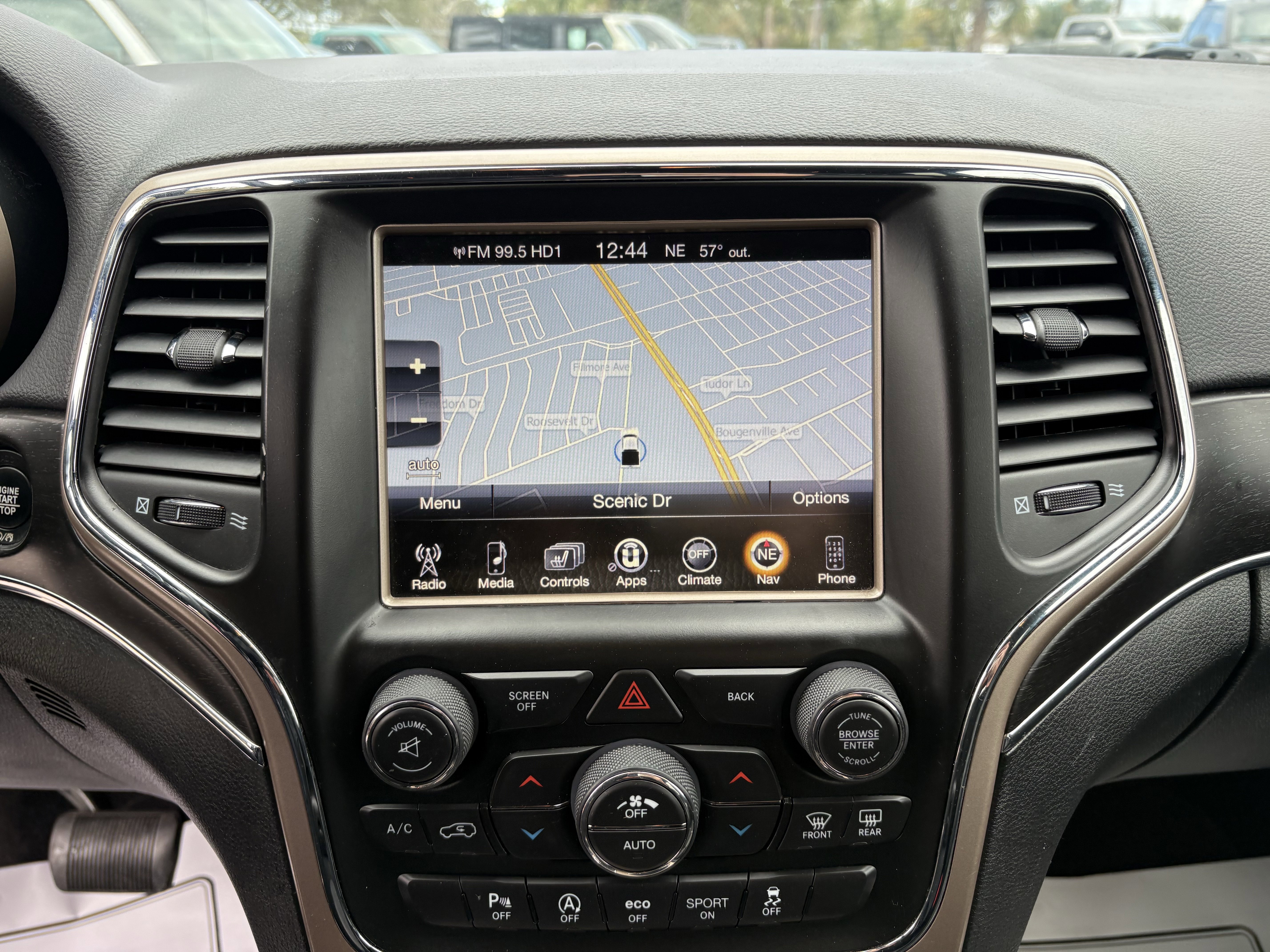 Used 2017 Jeep Grand Cherokee Limited image 23