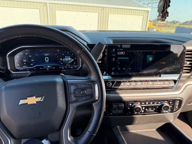 Used 2025 Chevrolet Silverado 3500 High Country w/ High Country Premium Package AWD/4WD image 7