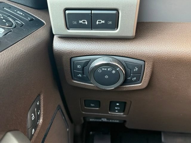 Certified 2020 Ford F250 King Ranch w/ King Ranch Ultimate Package AWD/4WD image 35