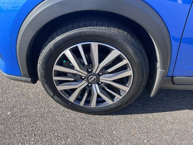 Used 2022 Nissan Kicks SV image 11