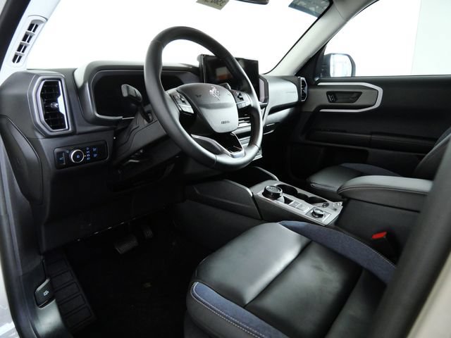 Certified 2025 Ford Bronco Sport Outer Banks w/ Outer Banks Tech Package+ AWD/4WD image 15