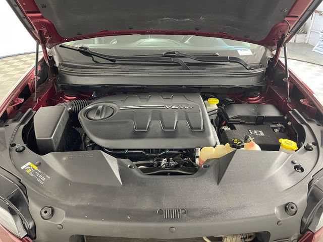 Used 2019 Jeep Cherokee Limited w/ Technology Group AWD/4WD image 24