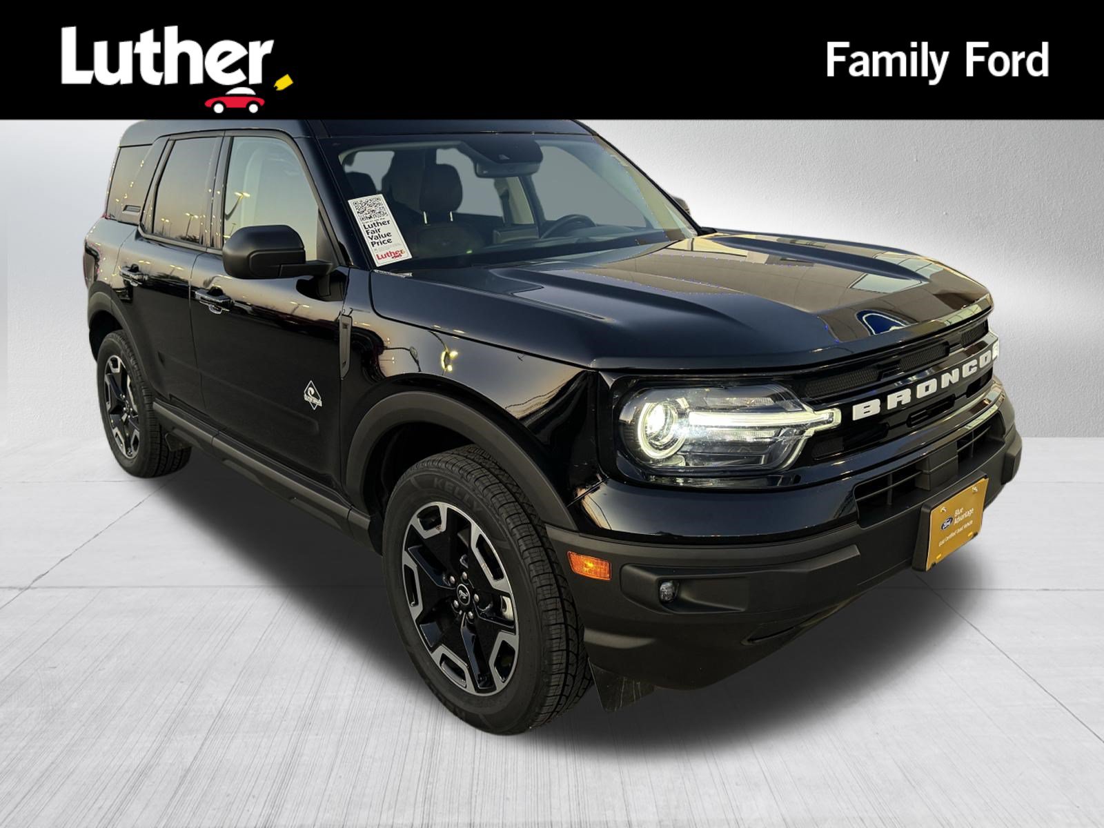Certified 2023 Ford Bronco Sport Outer Banks w/ Tech Package AWD/4WD image 1