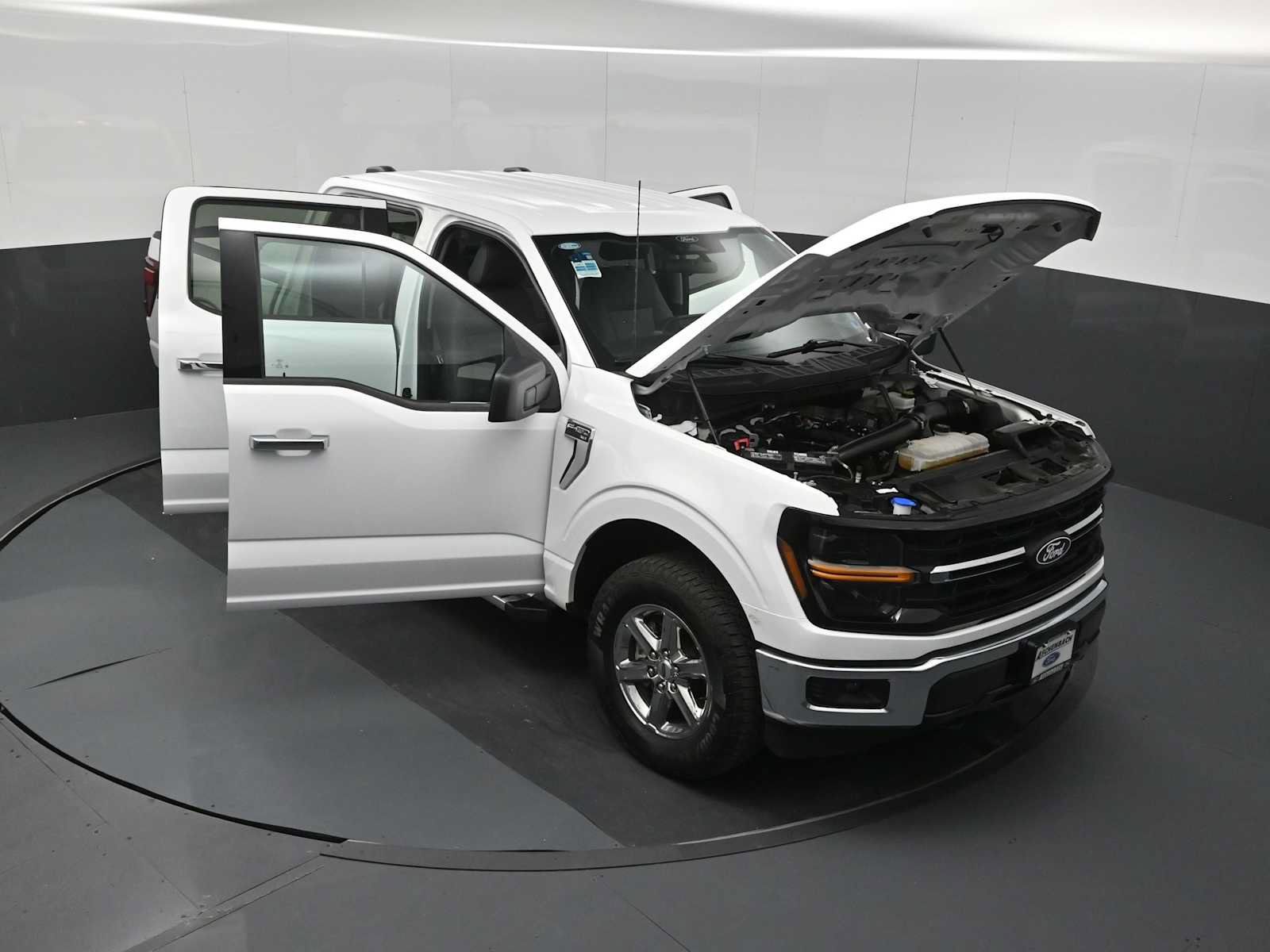 Certified 2025 Ford F150 XLT w/ Equipment Group 301A Standard AWD/4WD image 49
