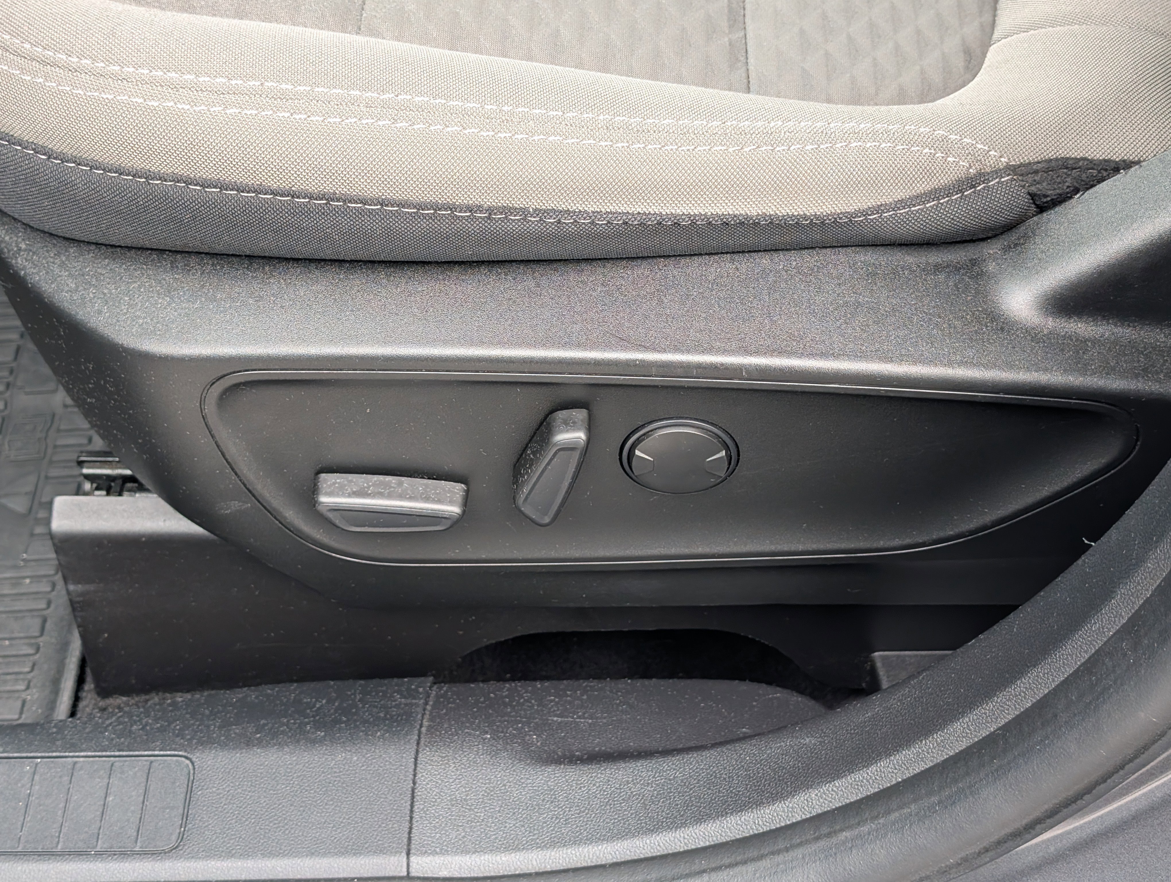 Certified 2022 Ford Escape SE w/ Convenience Package image 21