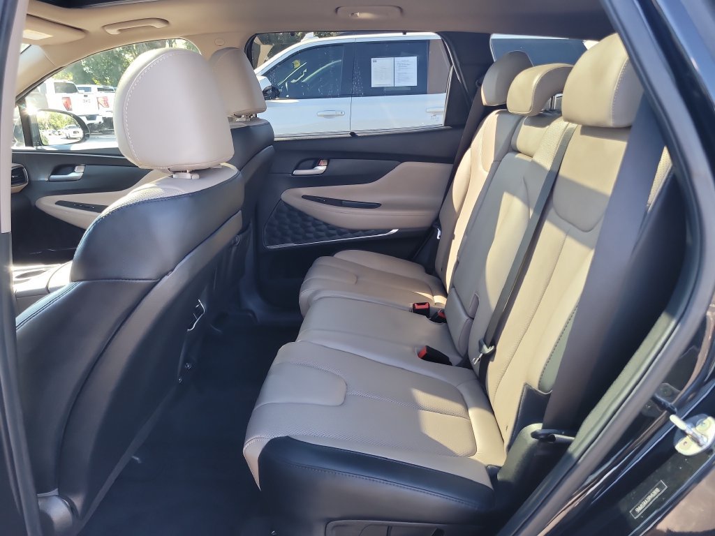 Used 2023 Hyundai Santa Fe SEL w/ Premium Package FWD image 11