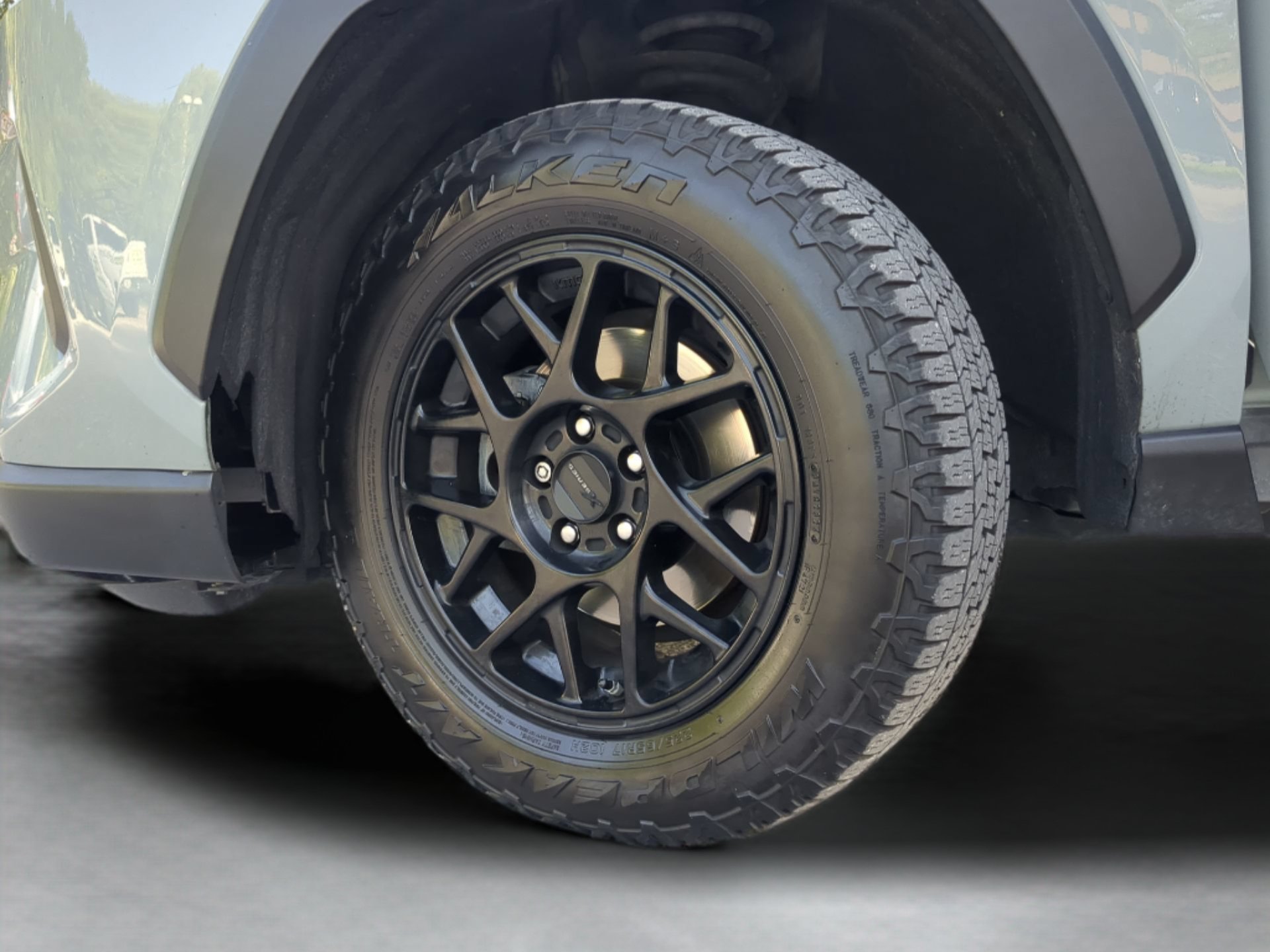 Used 2022 Toyota RAV4 XLE w/ Convenience Package FWD image 70