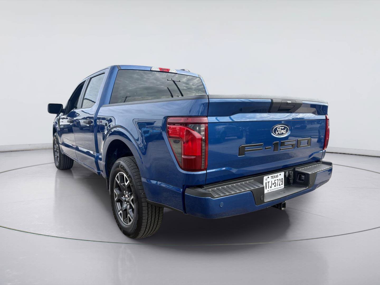 Certified 2024 Ford F150 STX RWD image 5