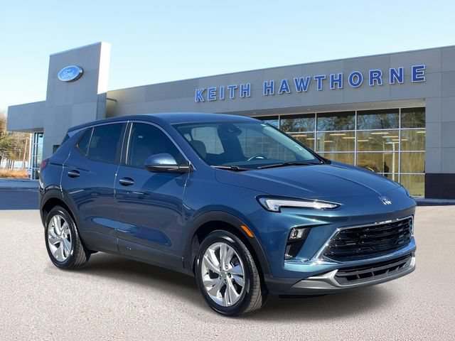 Used 2025 Buick Encore GX Preferred w/ Comfort Package FWD image 1