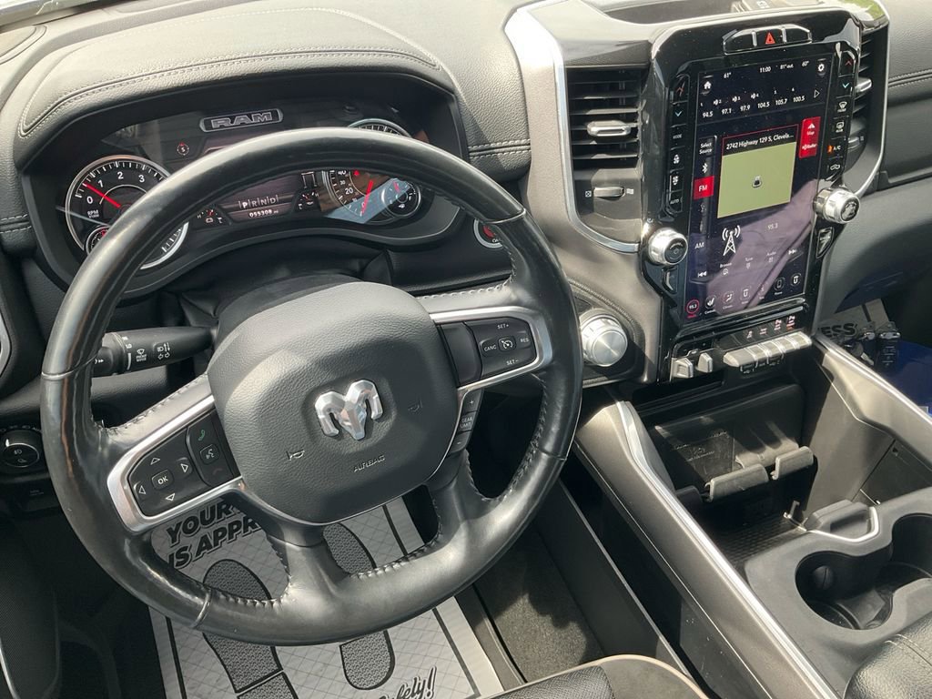 Used 2020 RAM 1500 Laramie AWD/4WD image 25