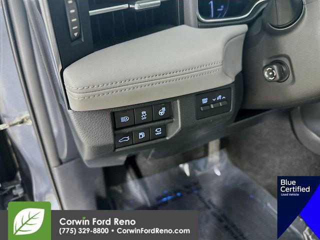 Used 2019 Toyota Avalon Limited w/ Advanced Safety Package image 13