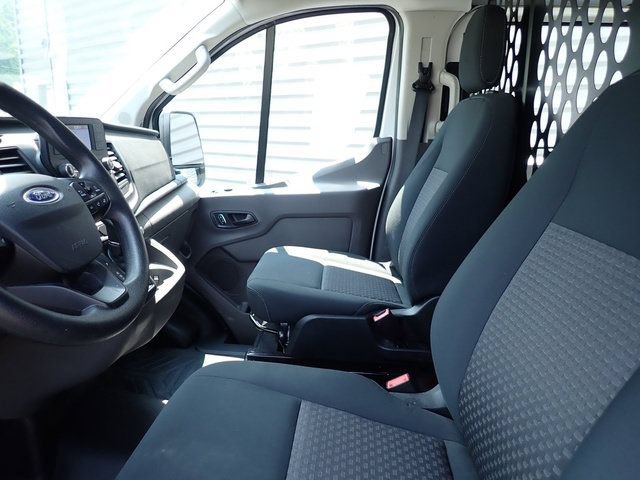 Certified 2025 Ford Transit 250 Low Roof w/ Exterior Upgrade Package RWD image 19