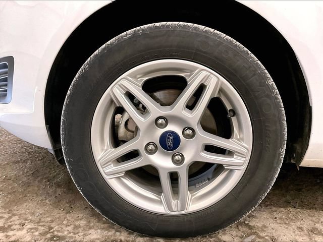 Certified 2019 Ford Fiesta SE w/ Cold Weather Package FWD image 8