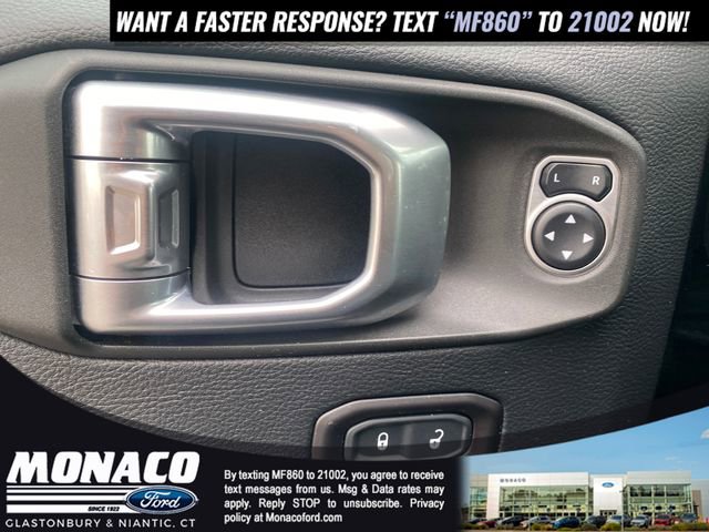 Used 2019 Jeep Wrangler Unlimited Sahara AWD/4WD image 16