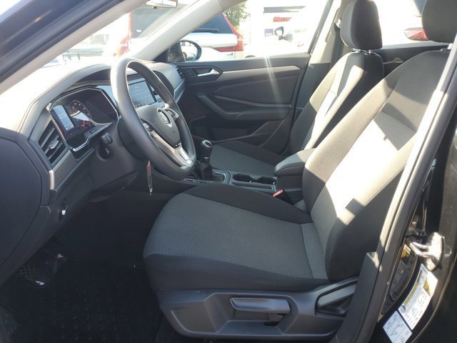 Used 2021 Volkswagen Jetta S w/ Driver Assistance Package image 12