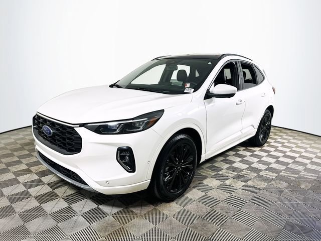 Certified 2023 Ford Escape ST-Line Elite w/ Premium Technology Package image 7