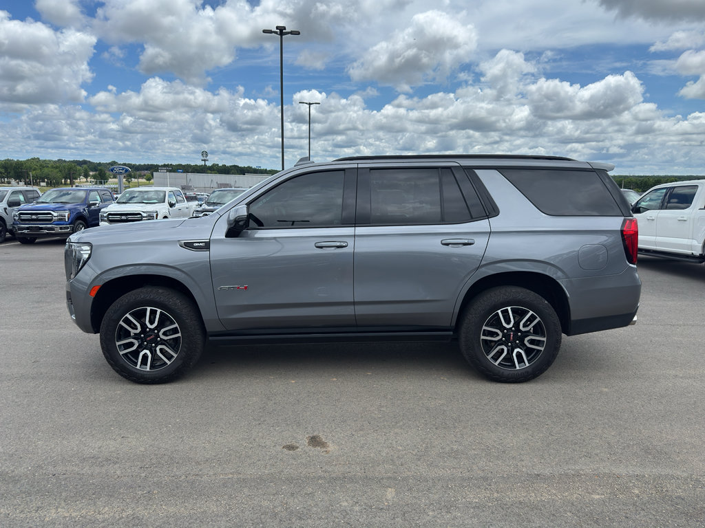 Used 2022 GMC Yukon AT4 w/ AT4 Premium Package AWD/4WD image 8
