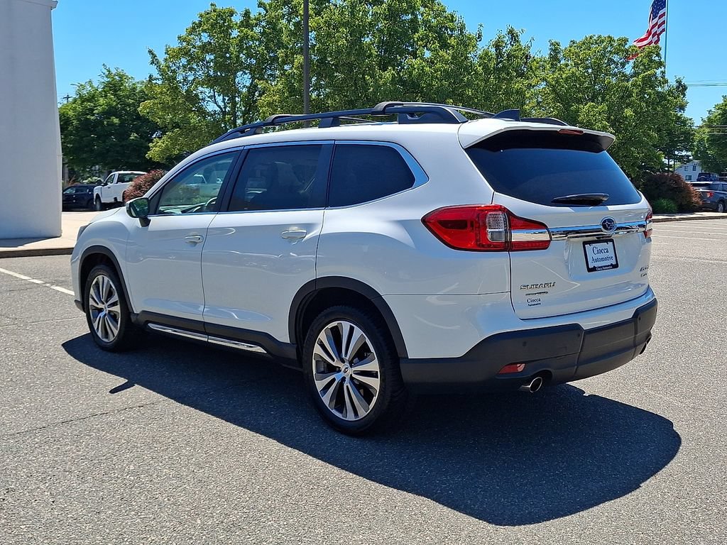 Used 2022 Subaru Ascent Limited w/ Technology Package AWD/4WD image 7