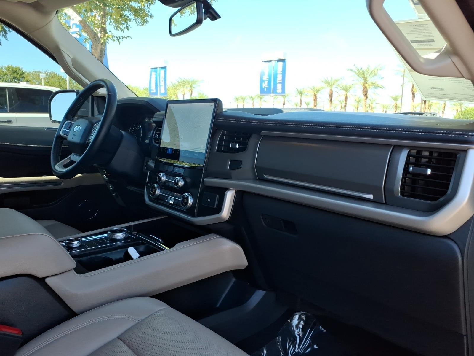 Certified 2023 Ford Expedition XLT AWD/4WD image 10