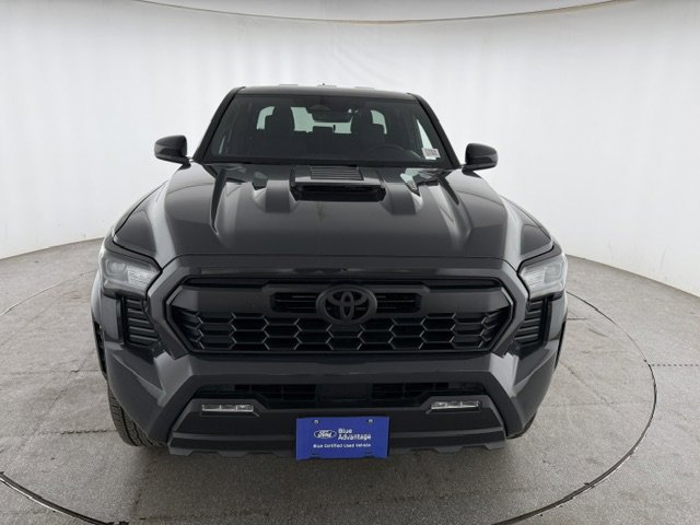 Used 2024 Toyota Tacoma TRD Sport RWD image 2
