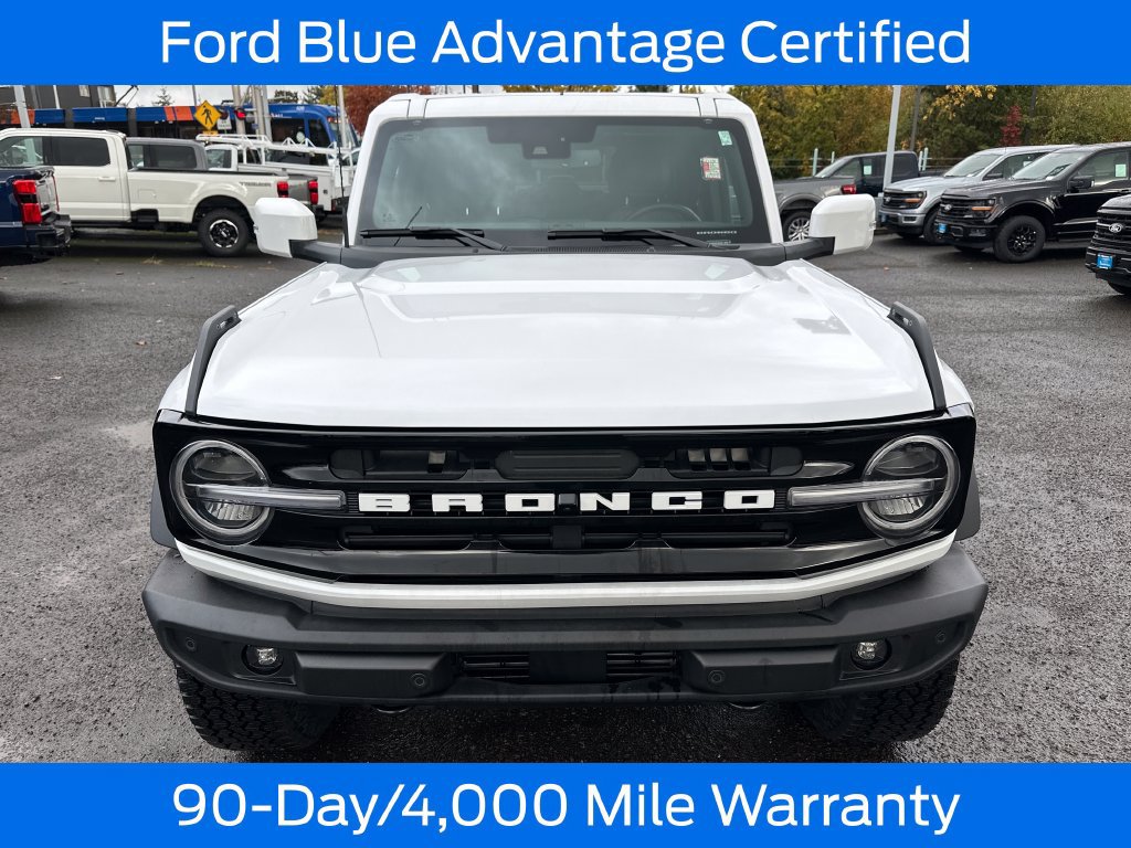 Certified 2025 Ford Bronco Outer Banks w/ Sasquatch Package AWD/4WD image 11