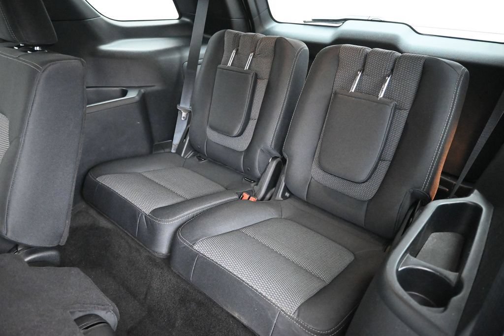 Certified 2018 Ford Explorer XLT w/ Equipment Group 201A FWD image 15
